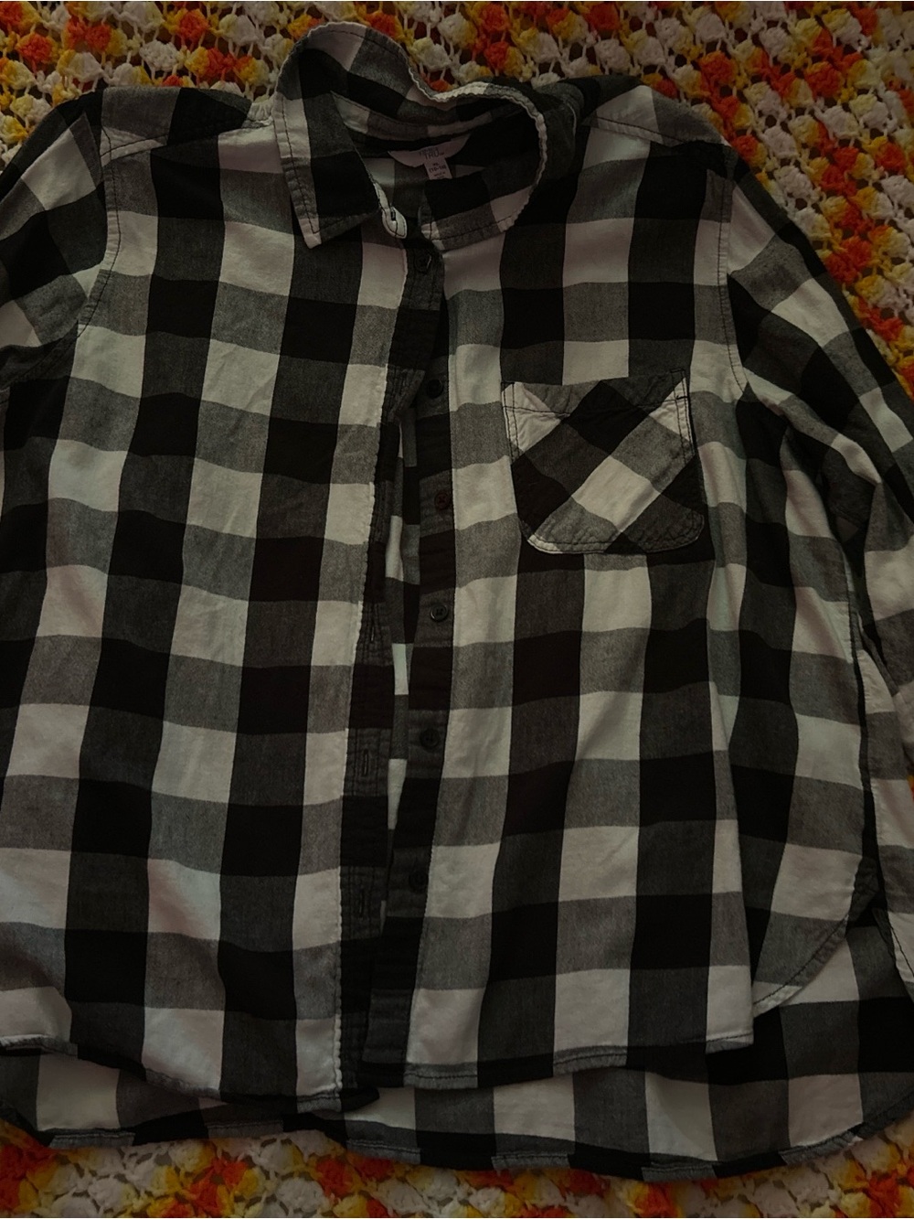 Time and Tru Black and White Buffalo Plaid Button-Down Shirt